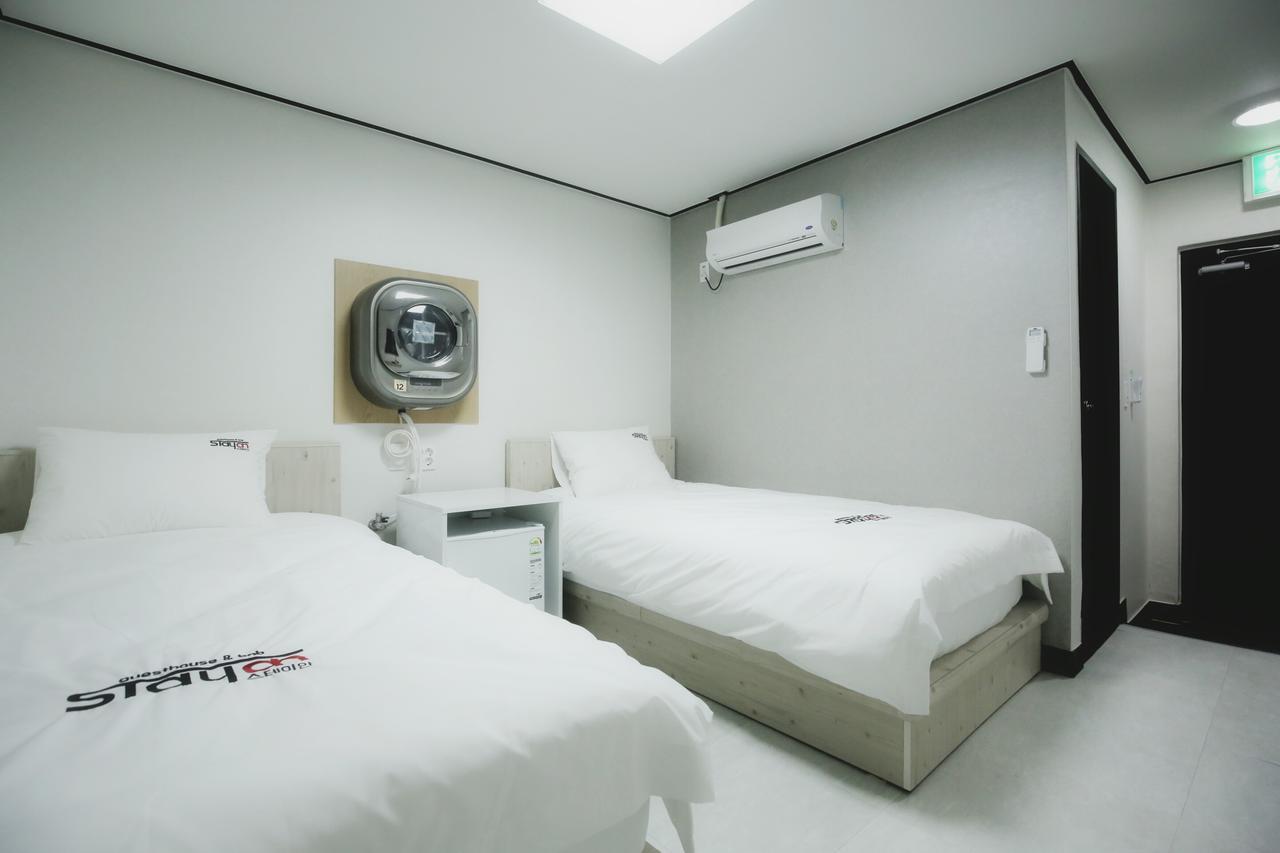 Stayan Guesthouse And Bnb Pusan Zewnętrze zdjęcie